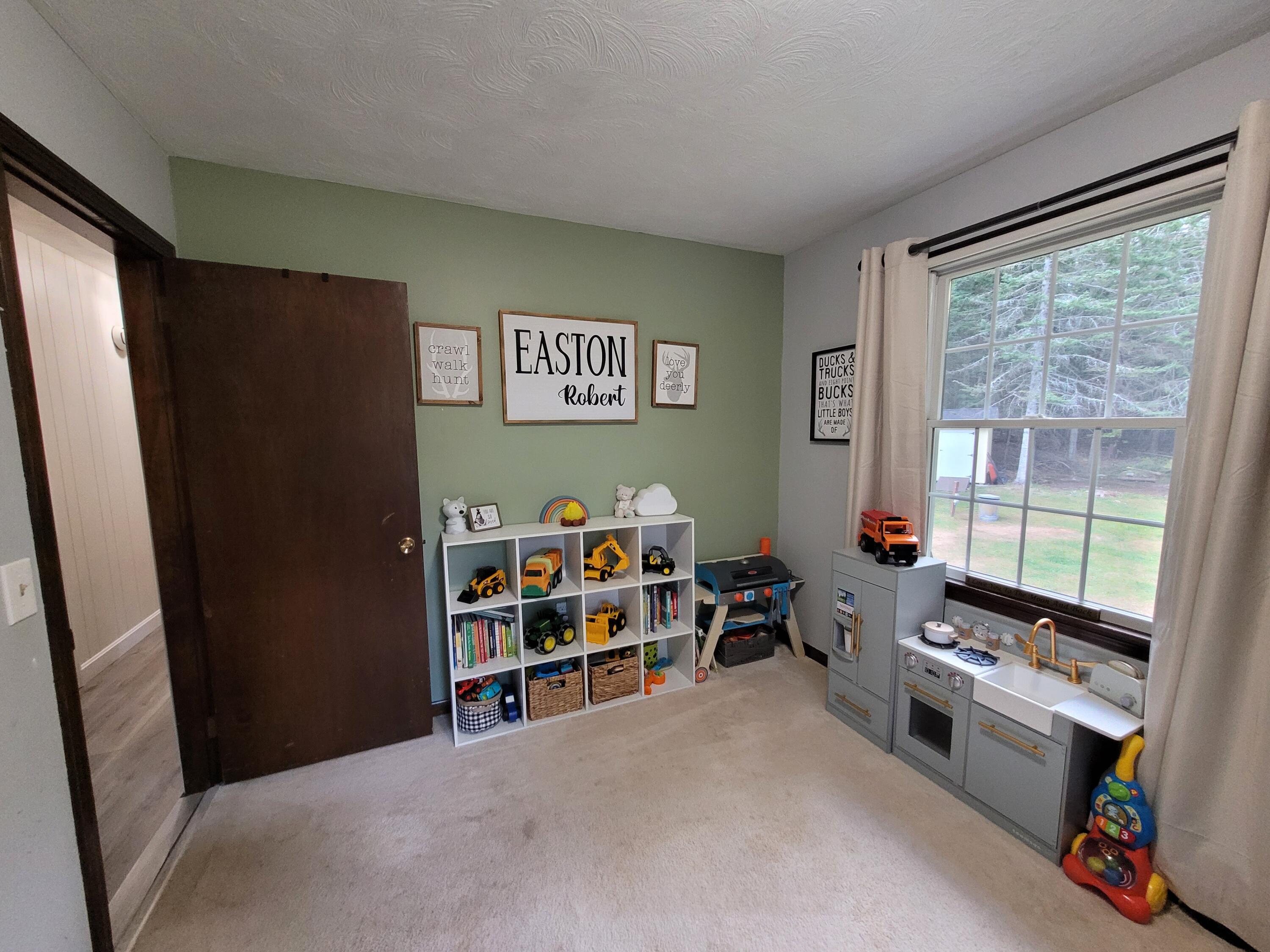 51 Oak Hill Drive