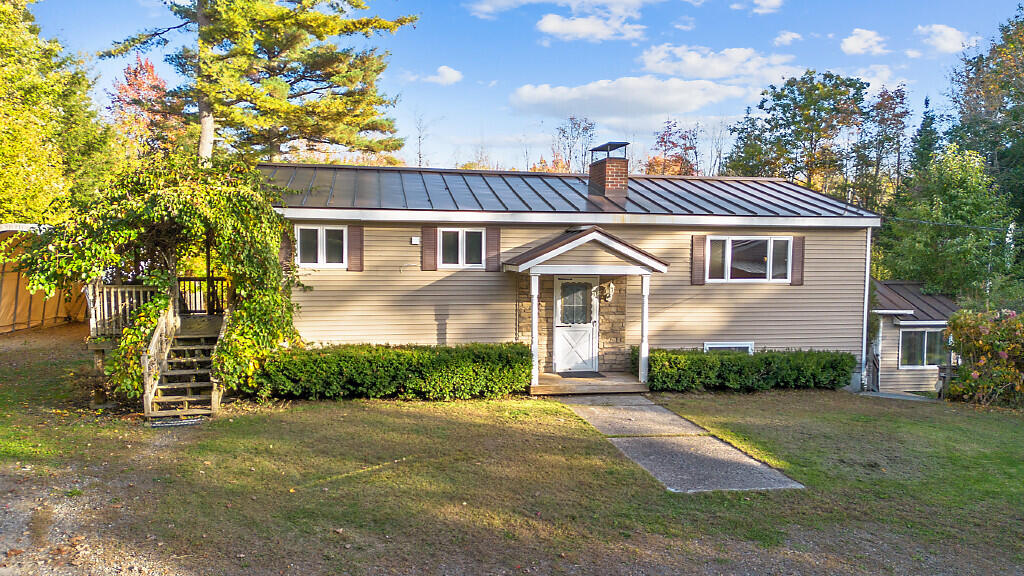 413 N Pond Road