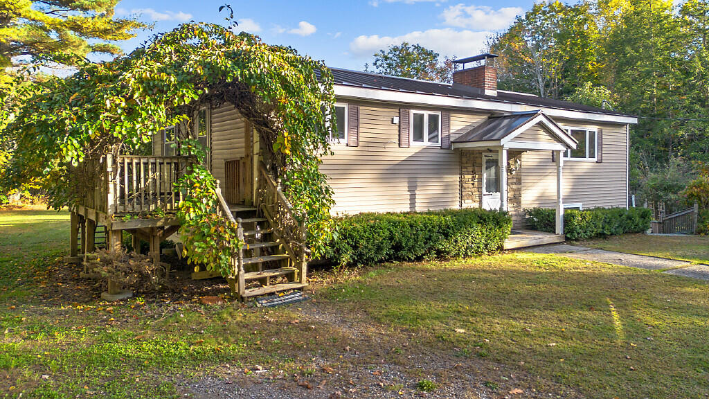 413 N Pond Road
