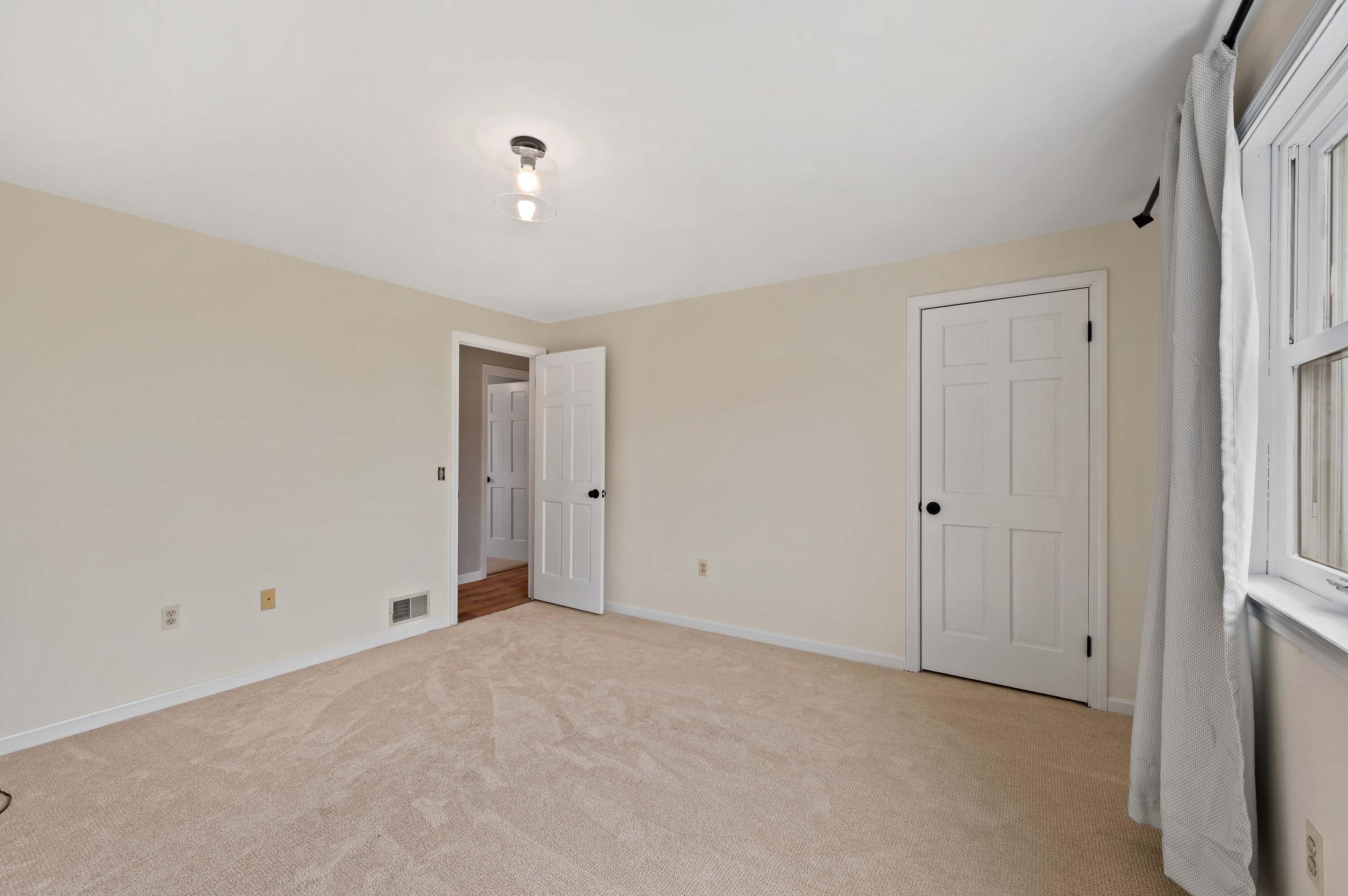 381 Neck Road