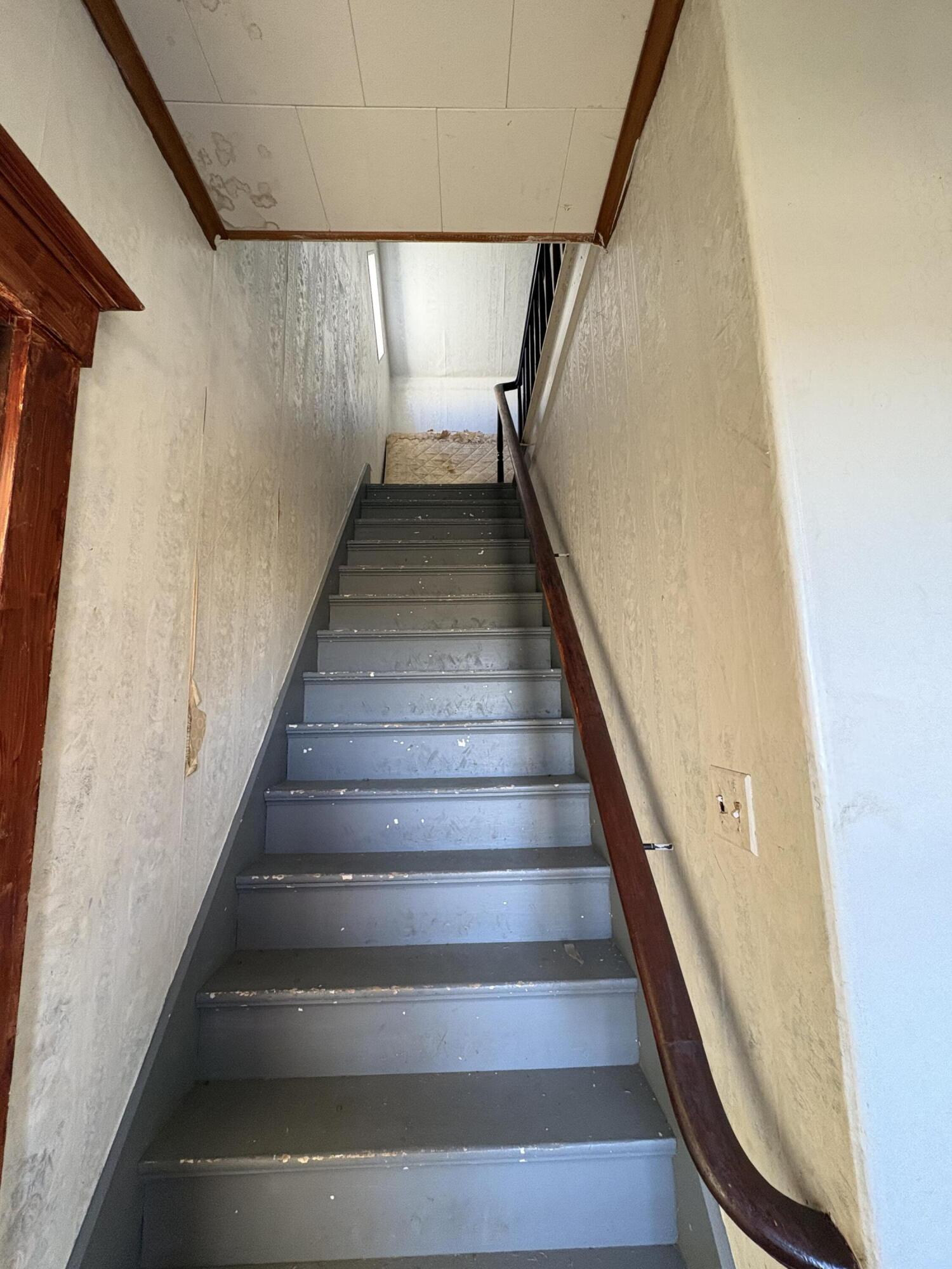398 Estes Avenue