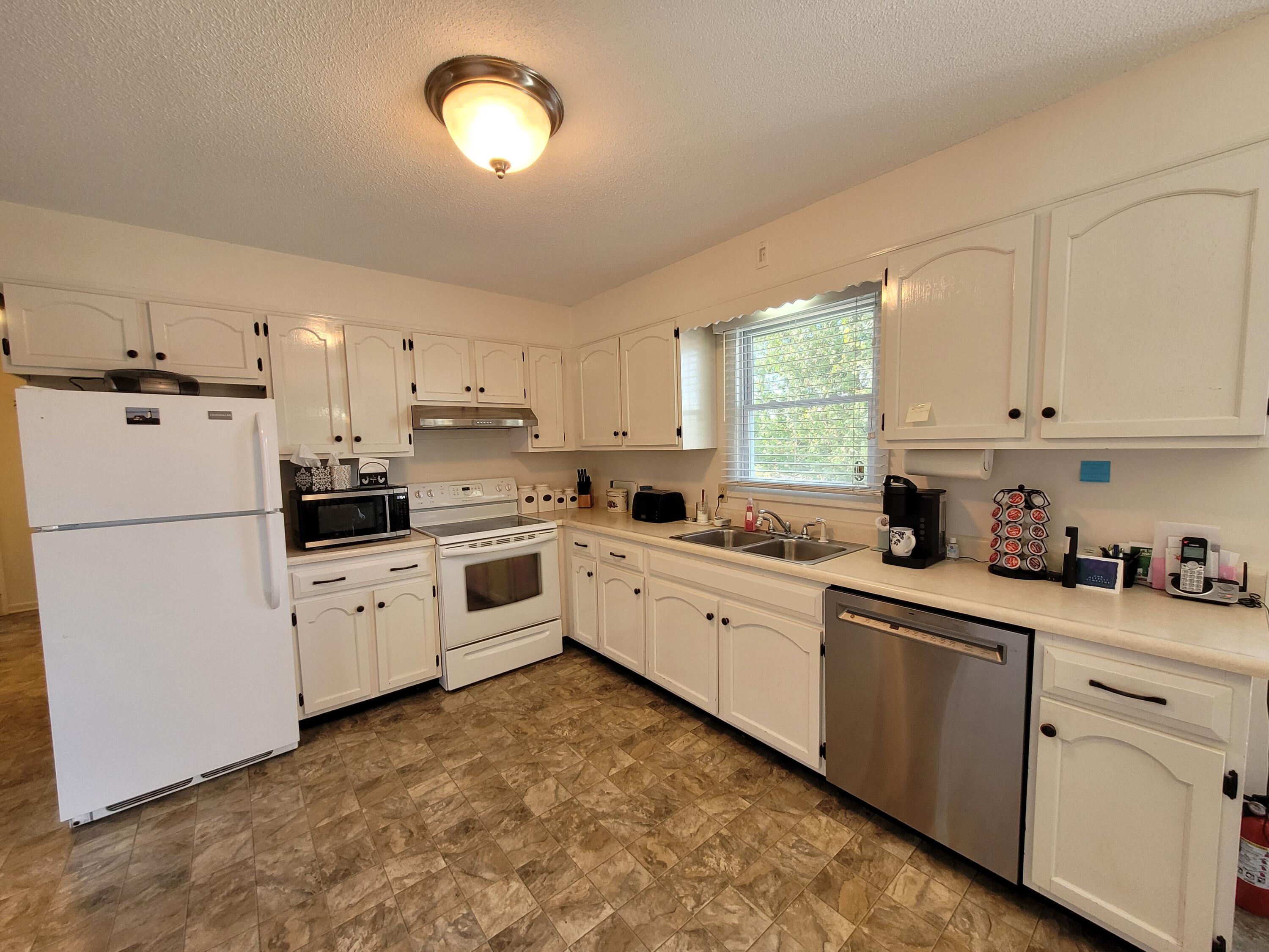 38 Frankwood Drive
