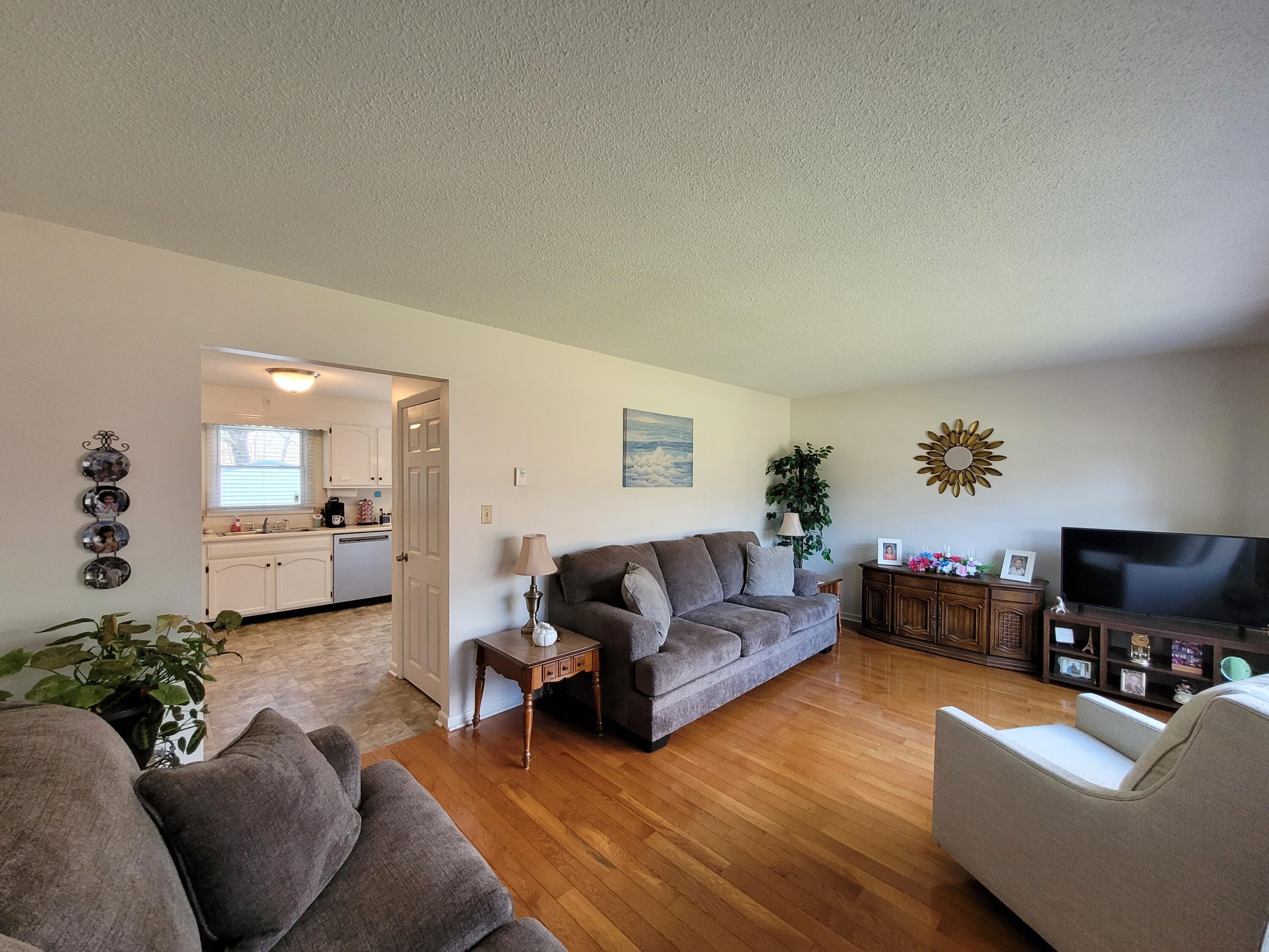 38 Frankwood Drive