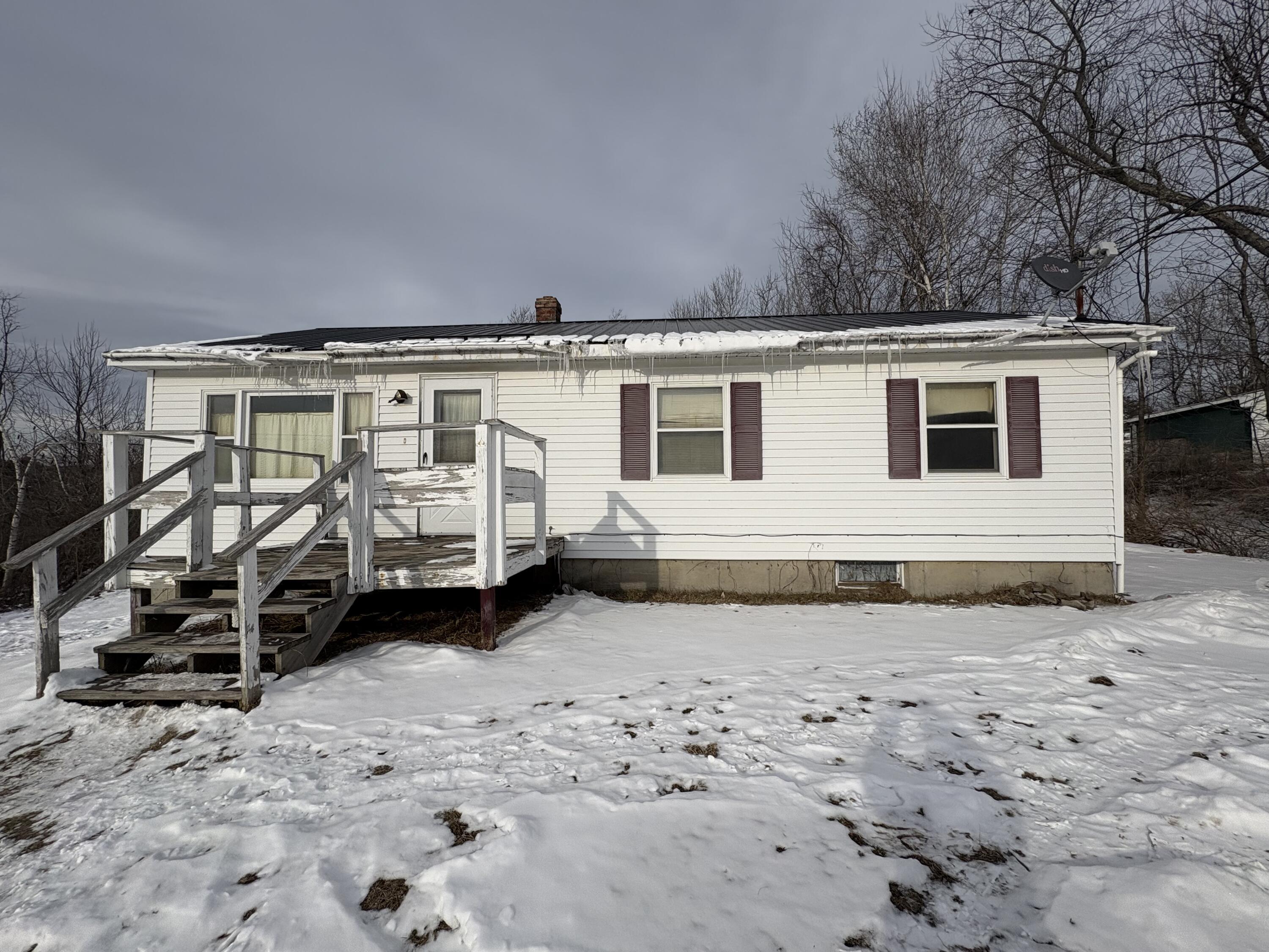 402 Center Road