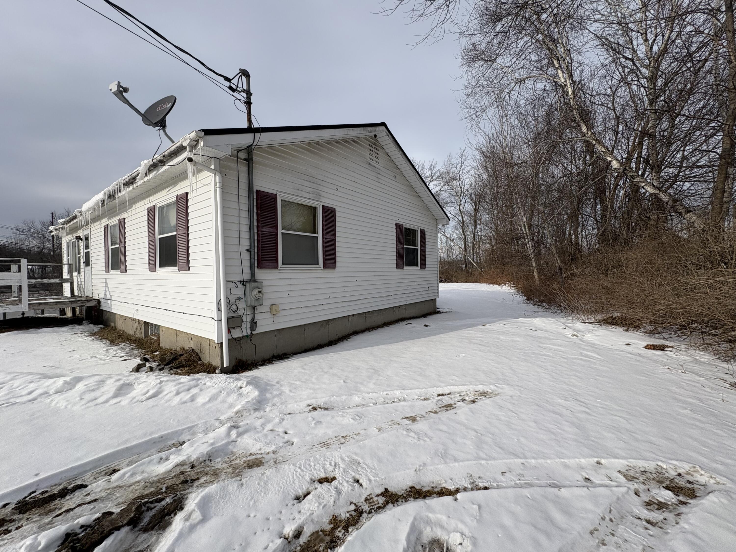 402 Center Road