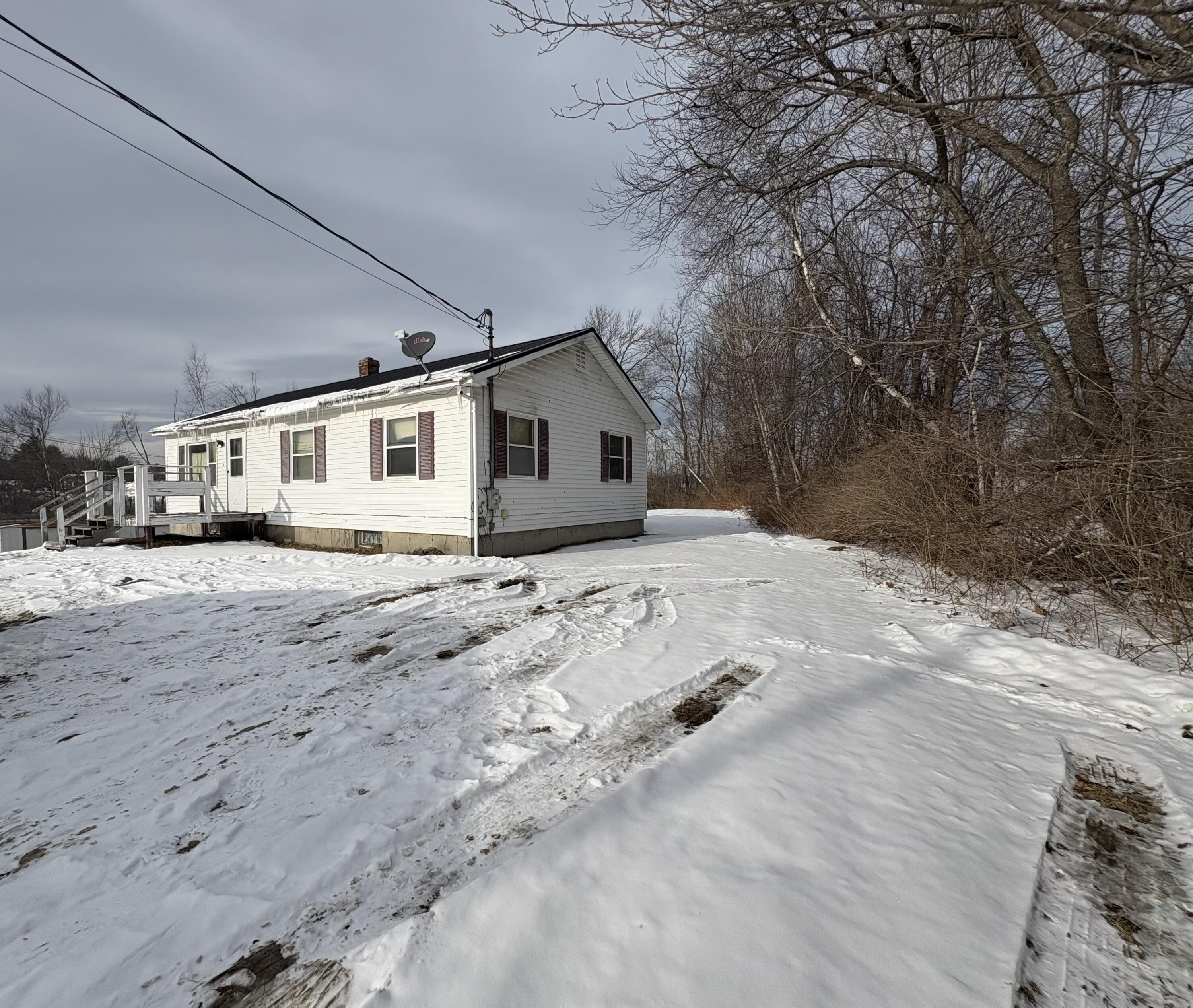 402 Center Road