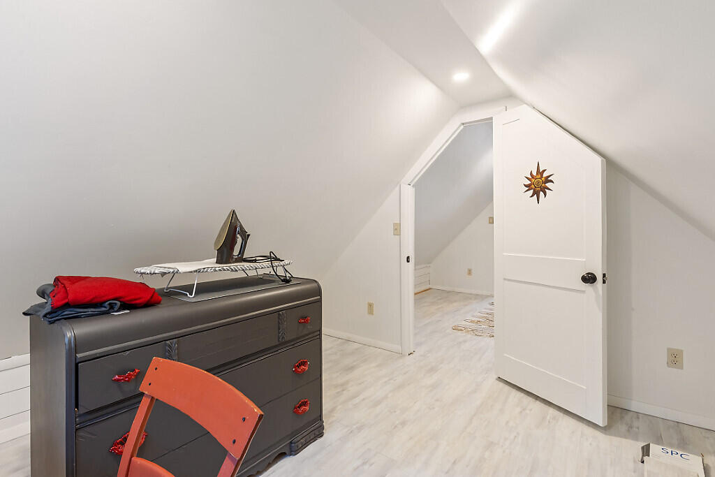 611 N Blanchard Shirley Road