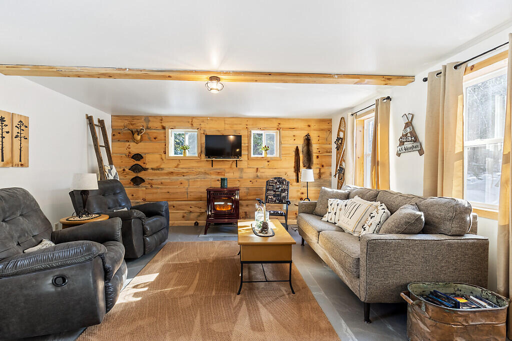 611 N Blanchard Shirley Road