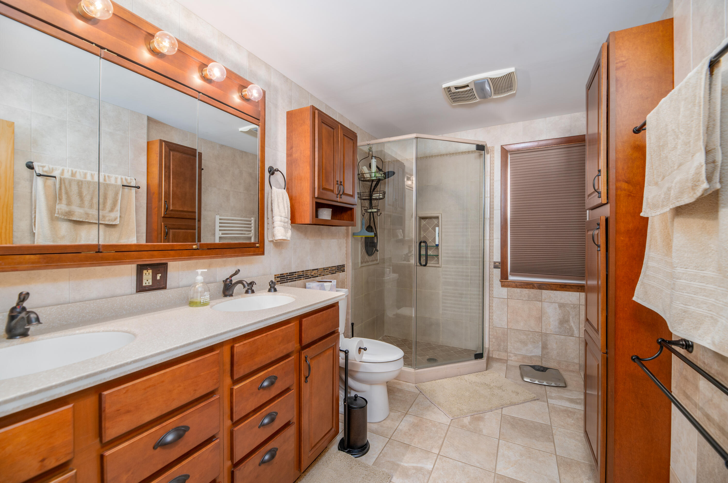 54 Sunny Shore Place