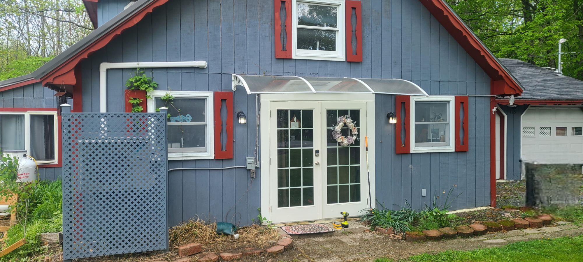 325 Middle Road