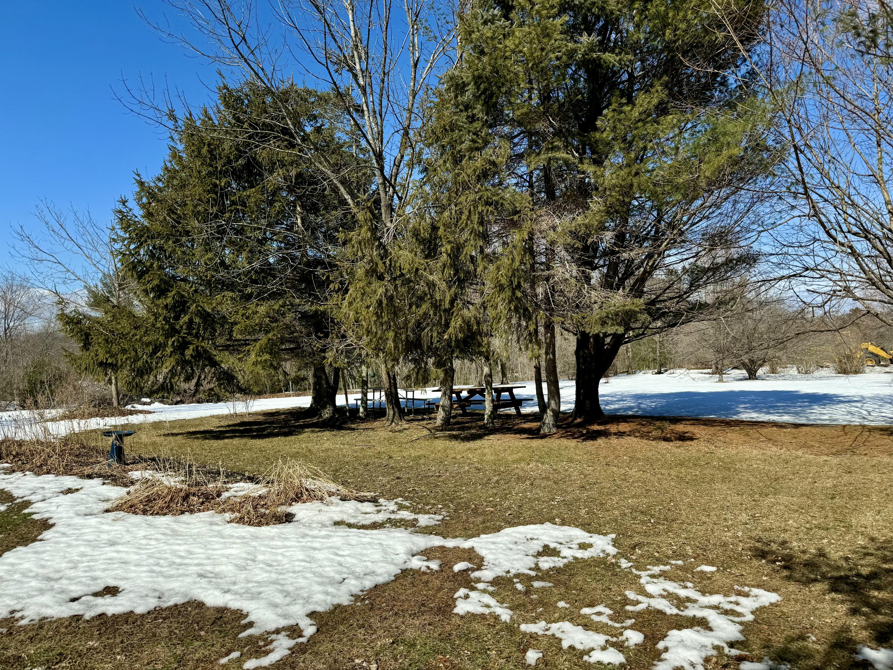 133 Cemetery Road