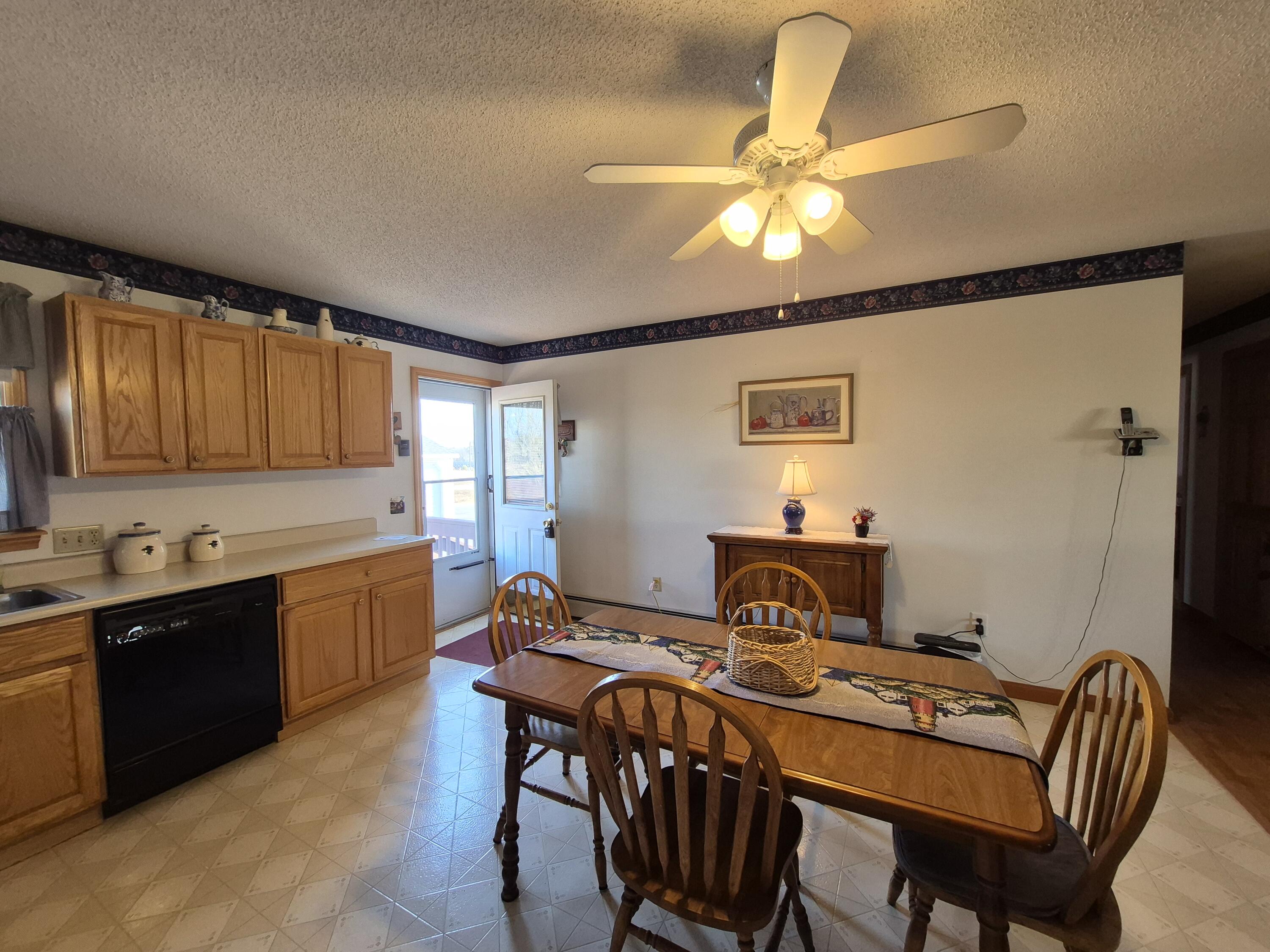 58 Meadow View Lane, 42