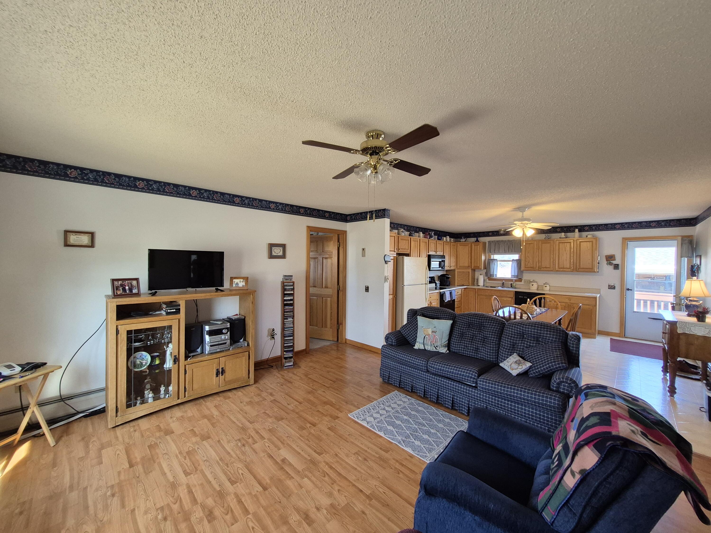 58 Meadow View Lane, 42