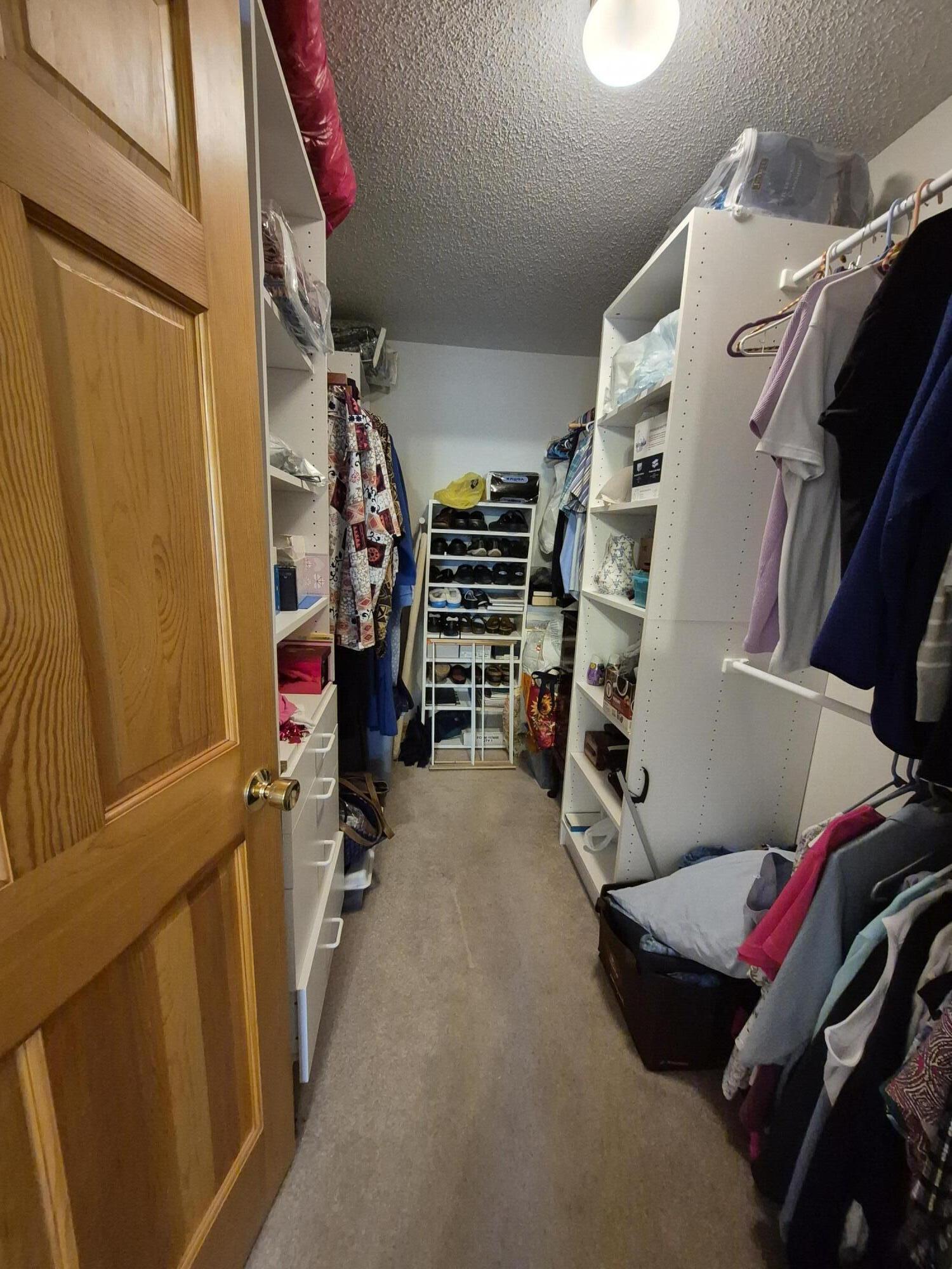 58 Meadow View Lane, 42
