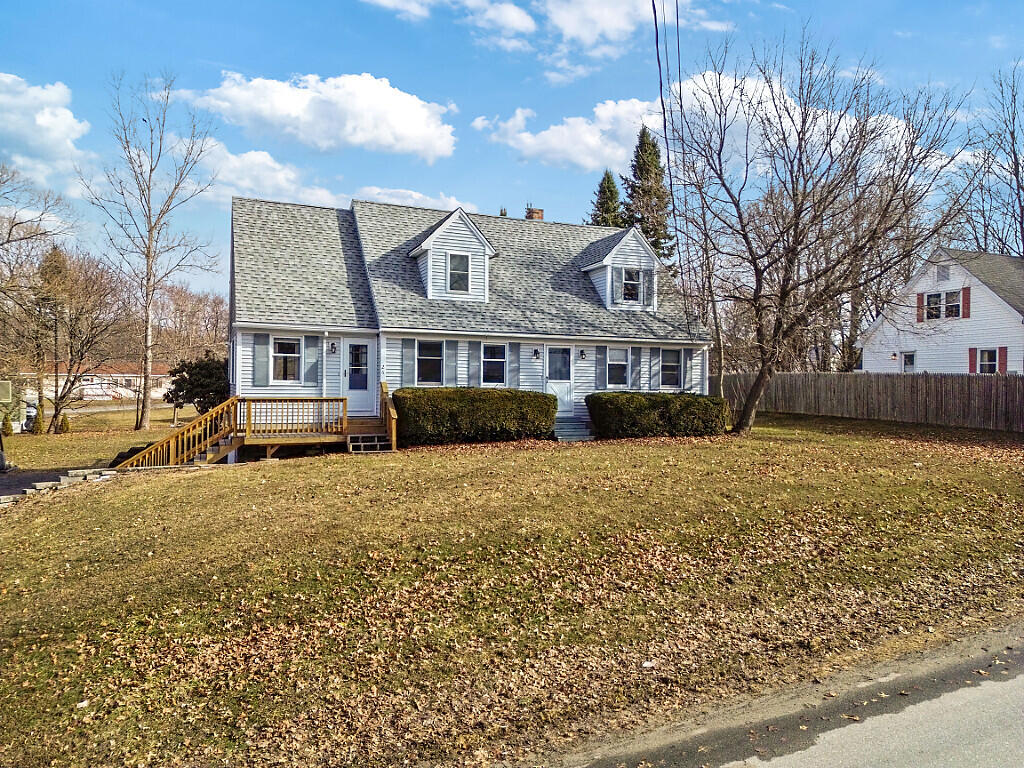 26 Summit Street