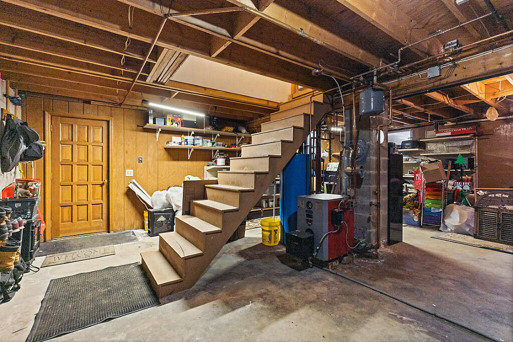 26 Summit Street