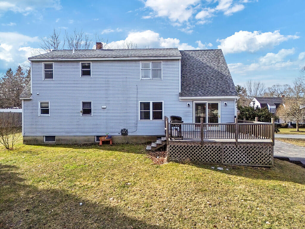 26 Summit Street