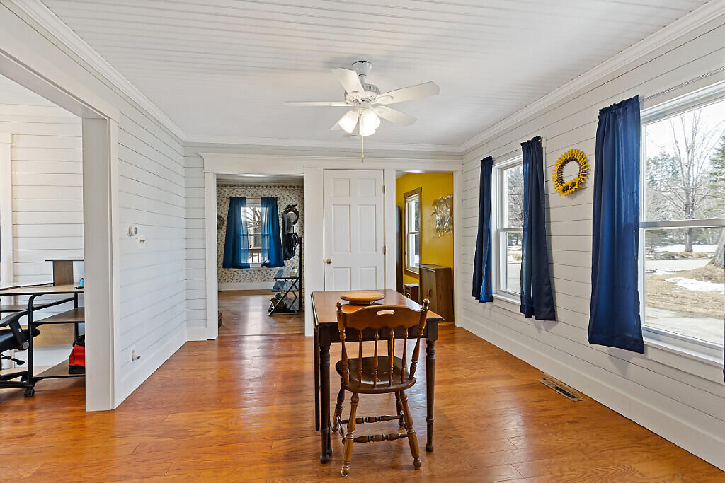 21 Bloomfield Street