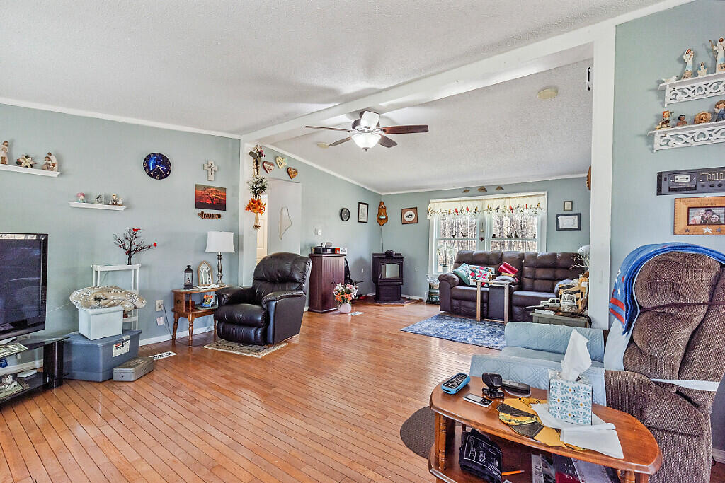 13 Robertson Drive