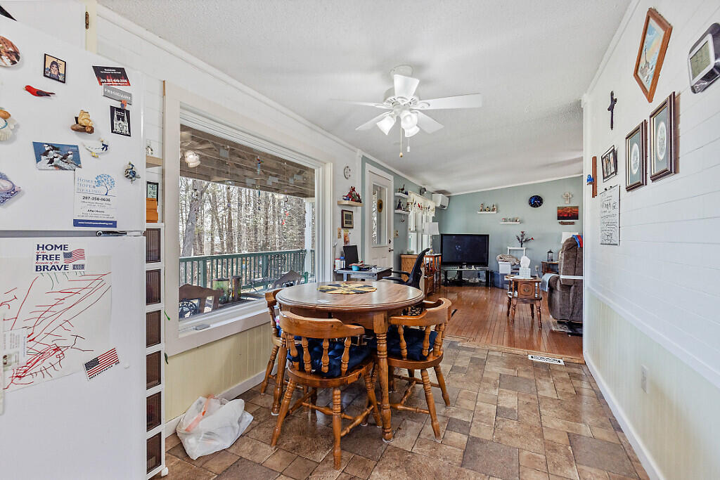 13 Robertson Drive