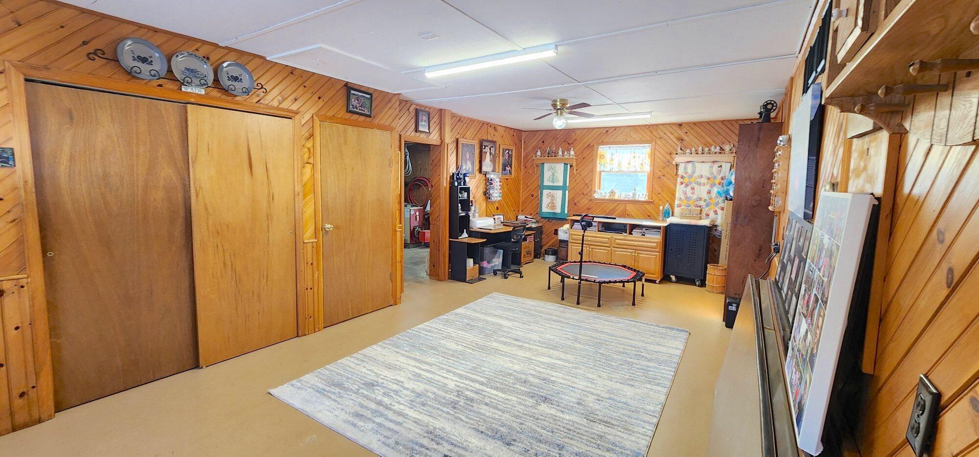 99 Howe Road