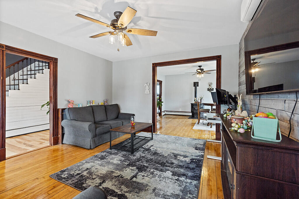 270 Garland Street