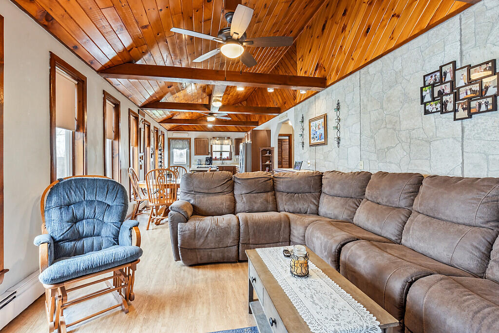 1675 Western Ridge Road