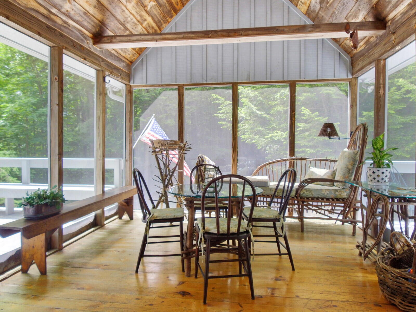 150 Porcupine Ridge Road