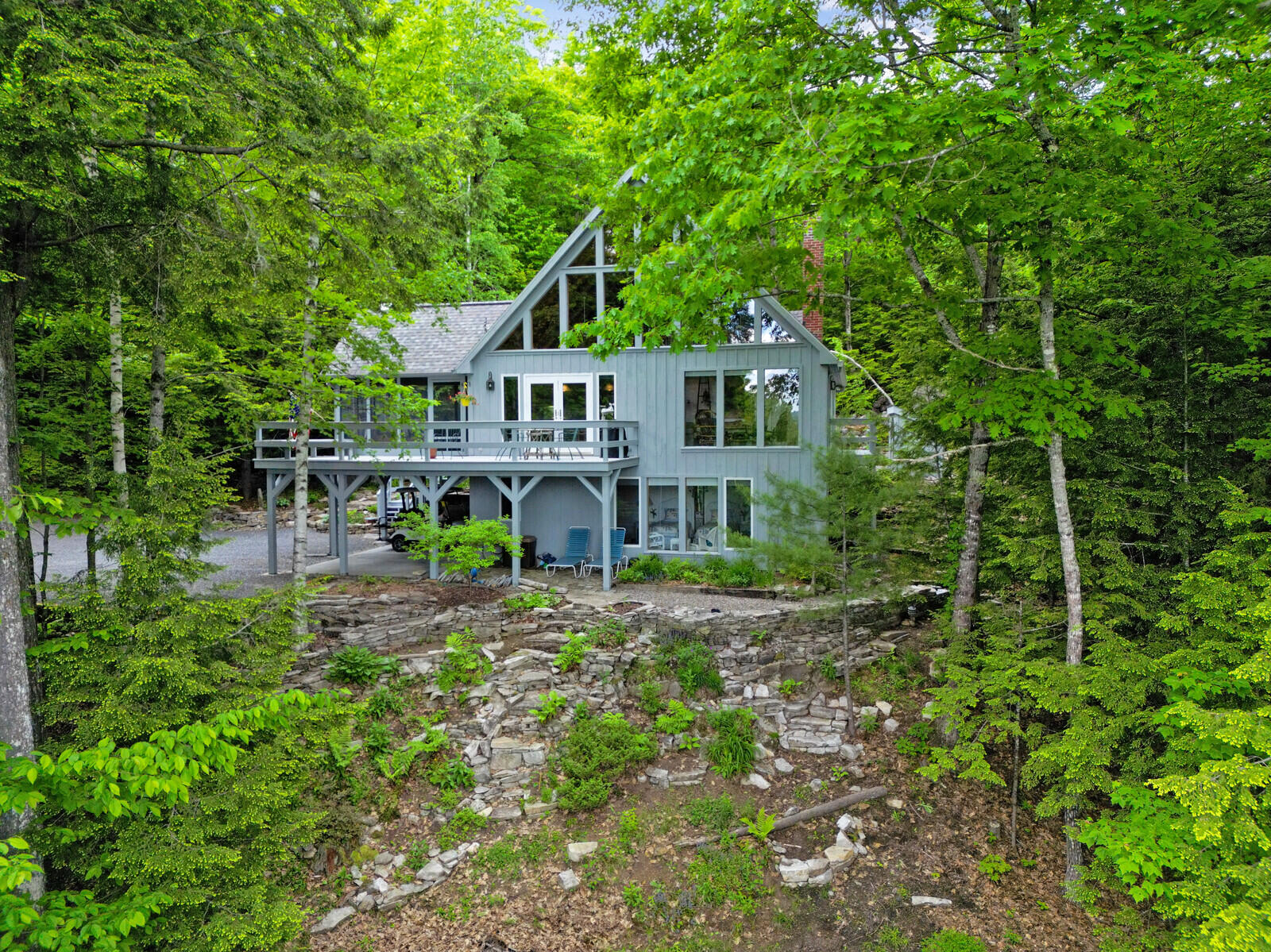 150 Porcupine Ridge Road