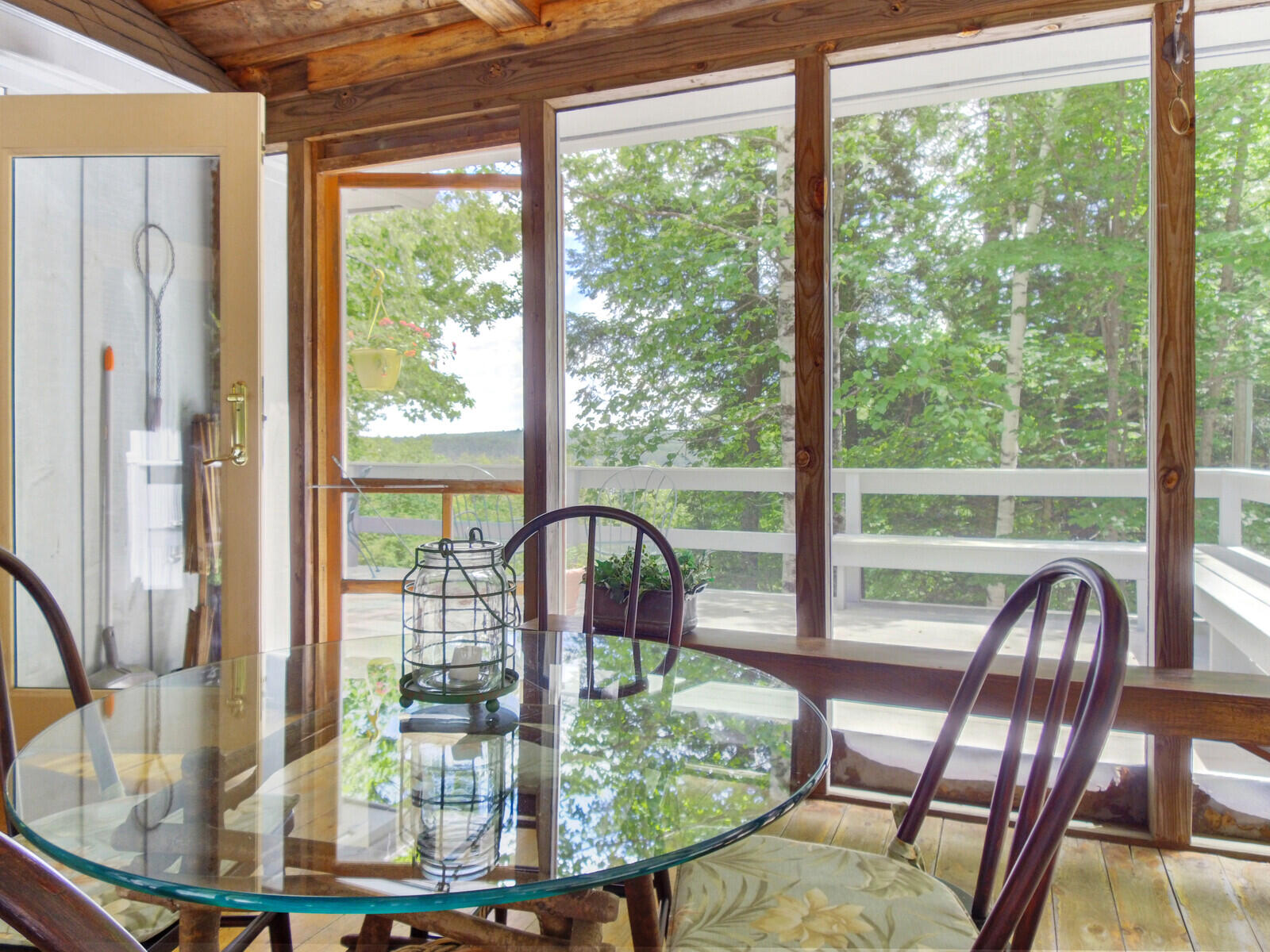 150 Porcupine Ridge Road