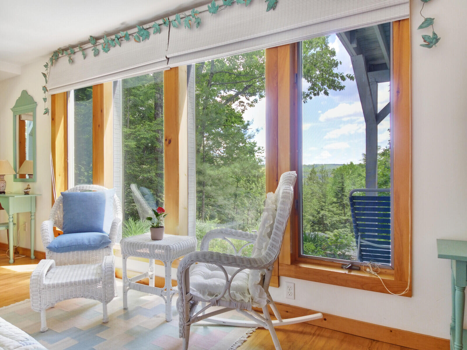 150 Porcupine Ridge Road