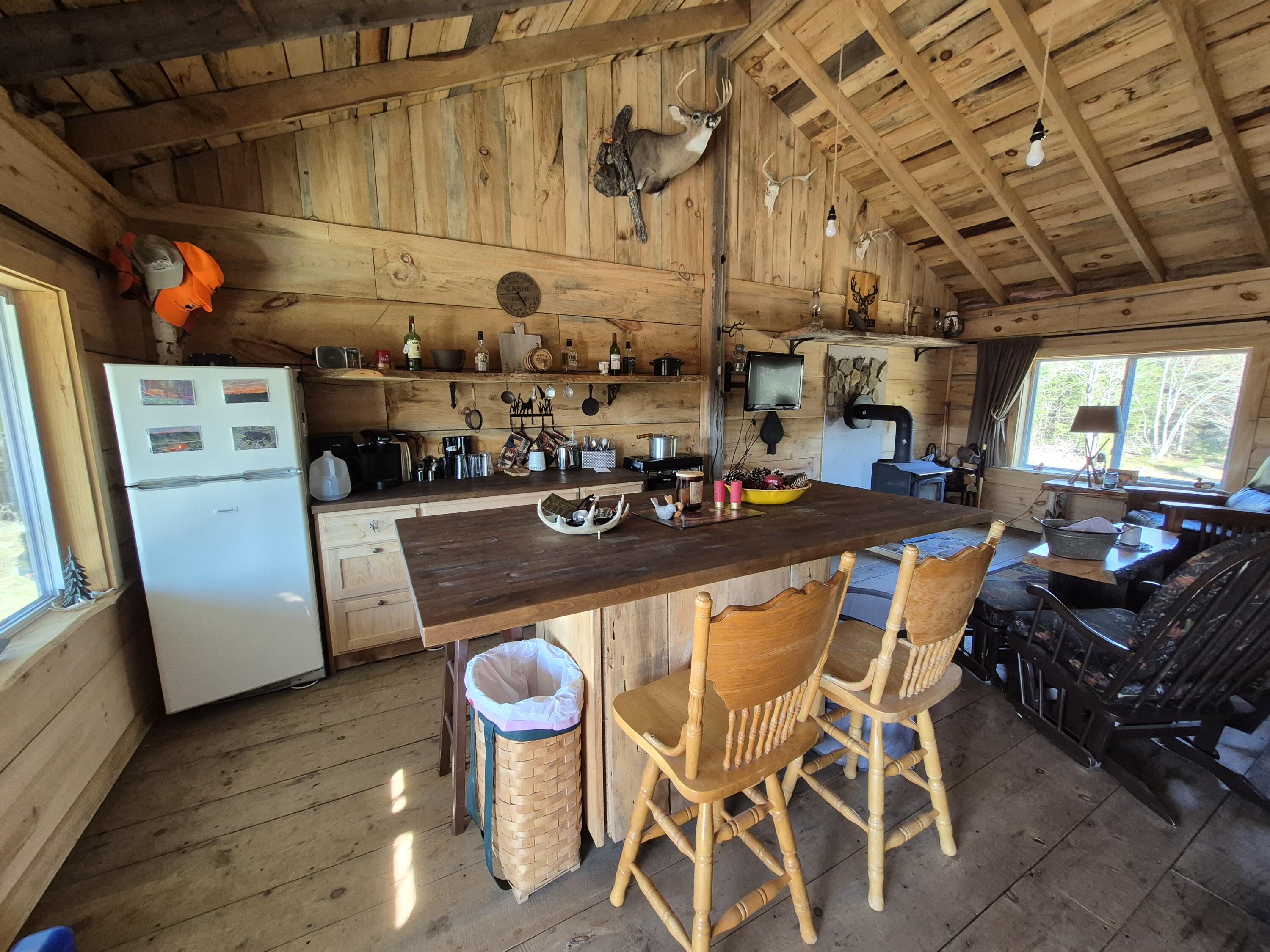 M12 L22-23 Merrill Road