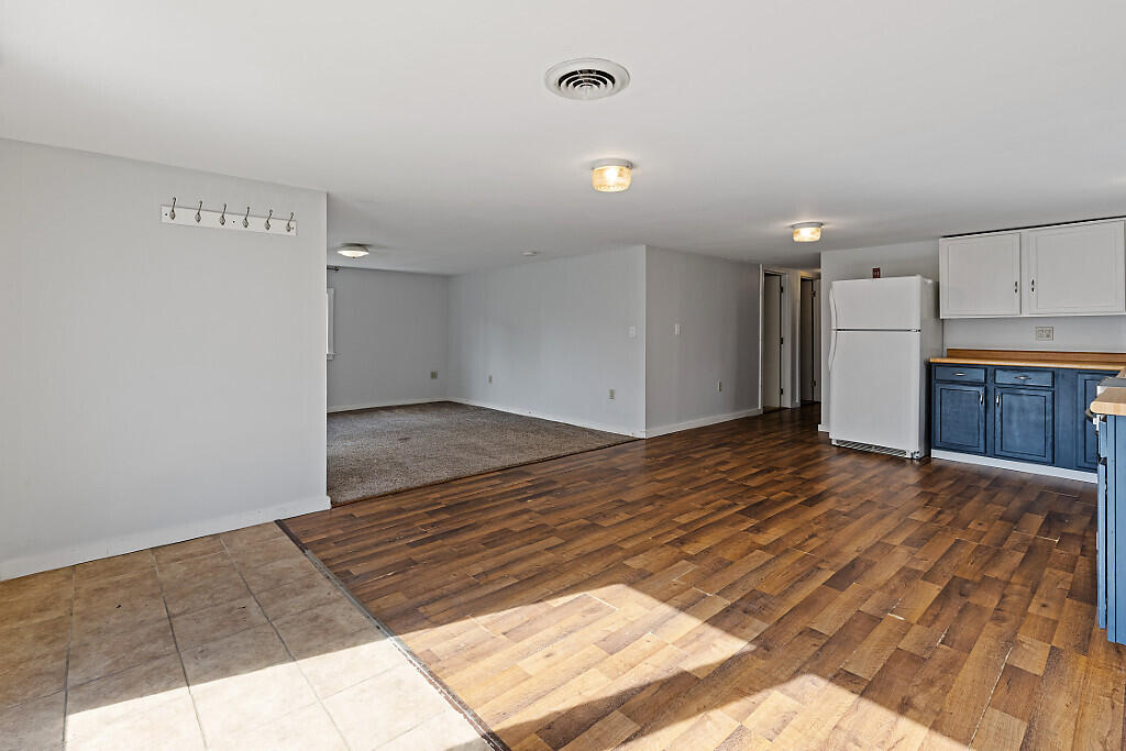 160 Weston Road