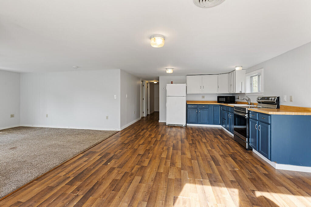 160 Weston Road