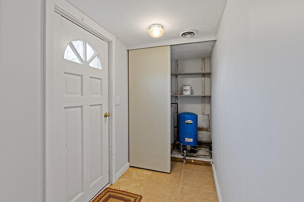 160 Weston Road