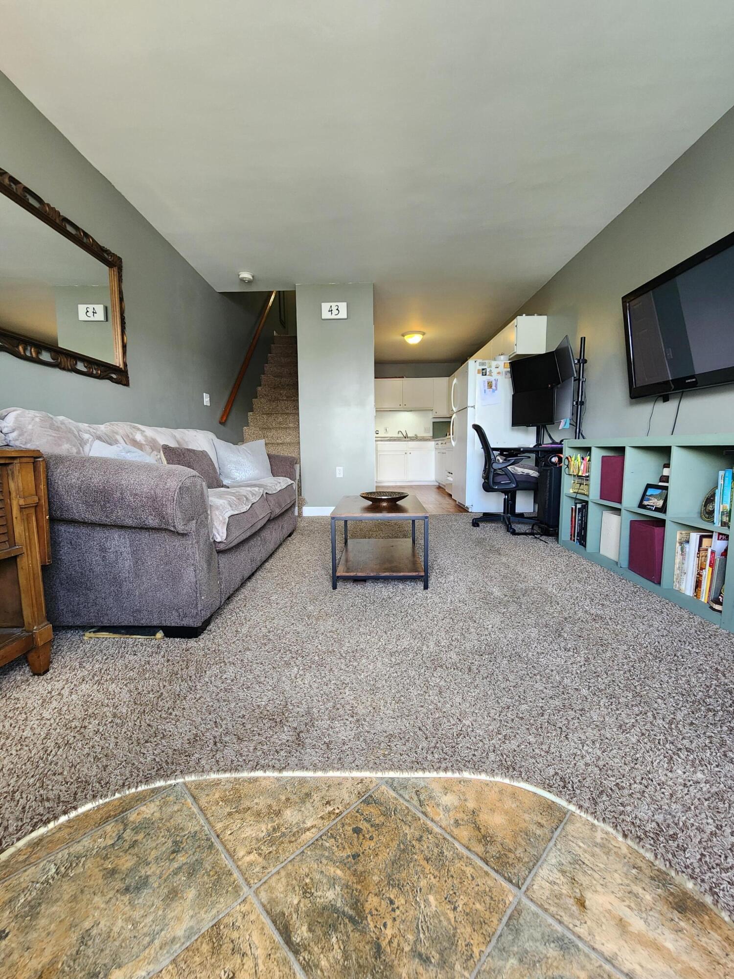 35 Mathews Avenue, 43