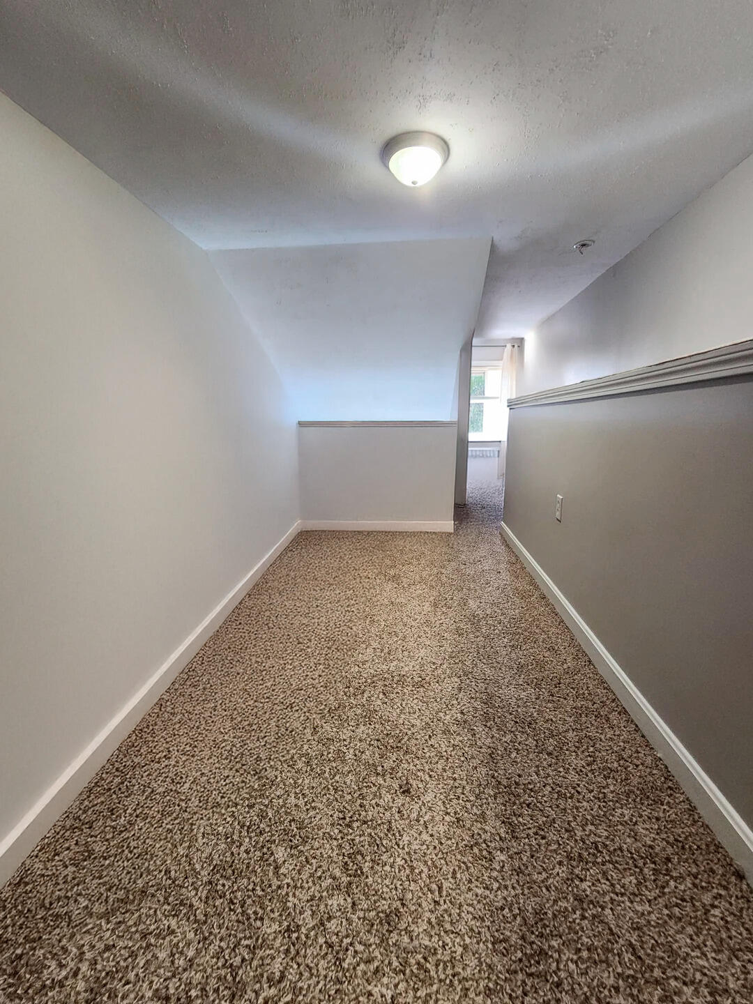 35 Mathews Avenue, 43