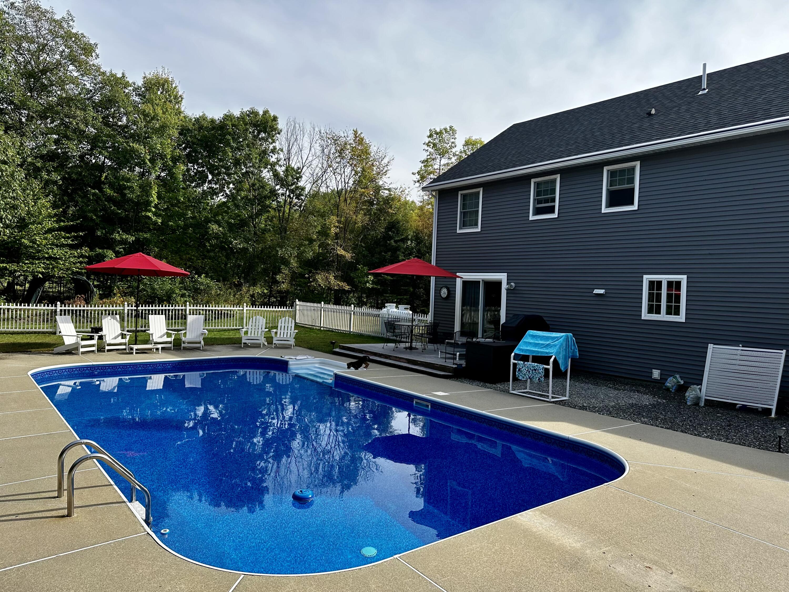 60 Sherwood Lane