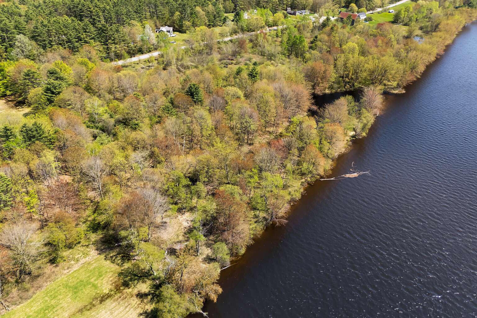 Lot B River Road