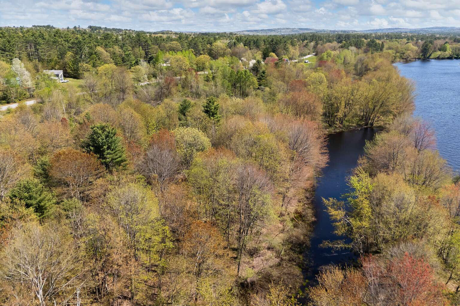 Lot B River Road
