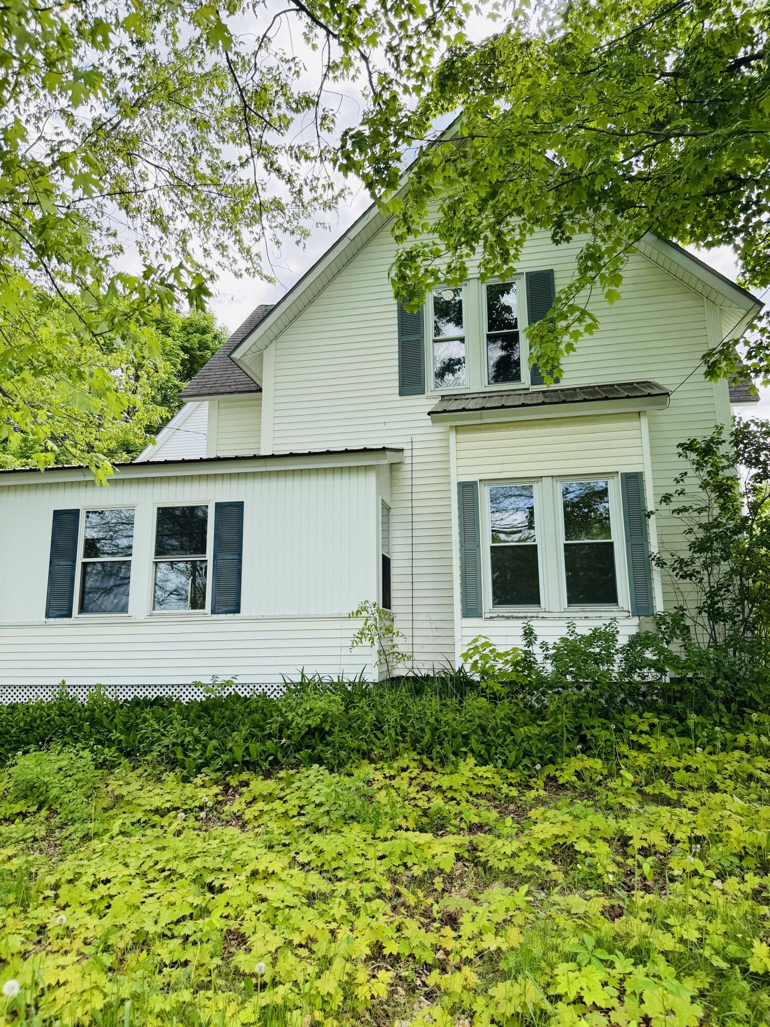 156 Railroad Street