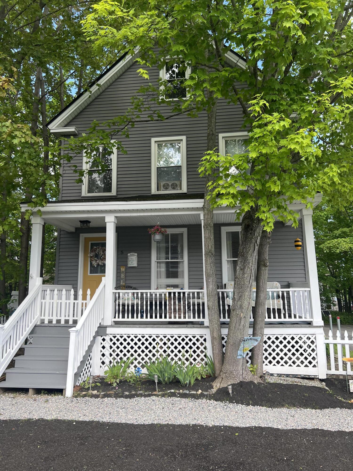 5 Columbia Street