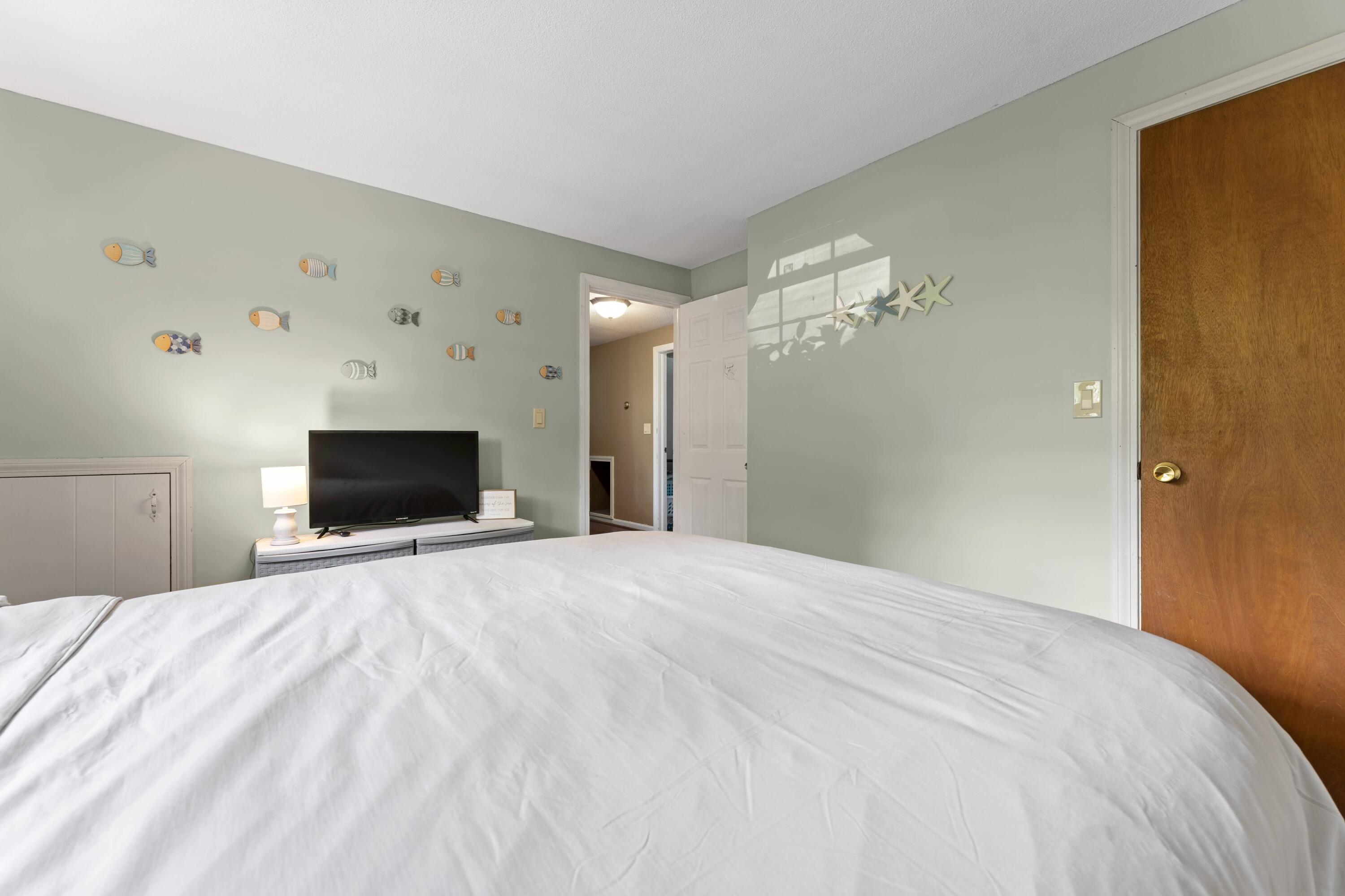 62 Country Club Road