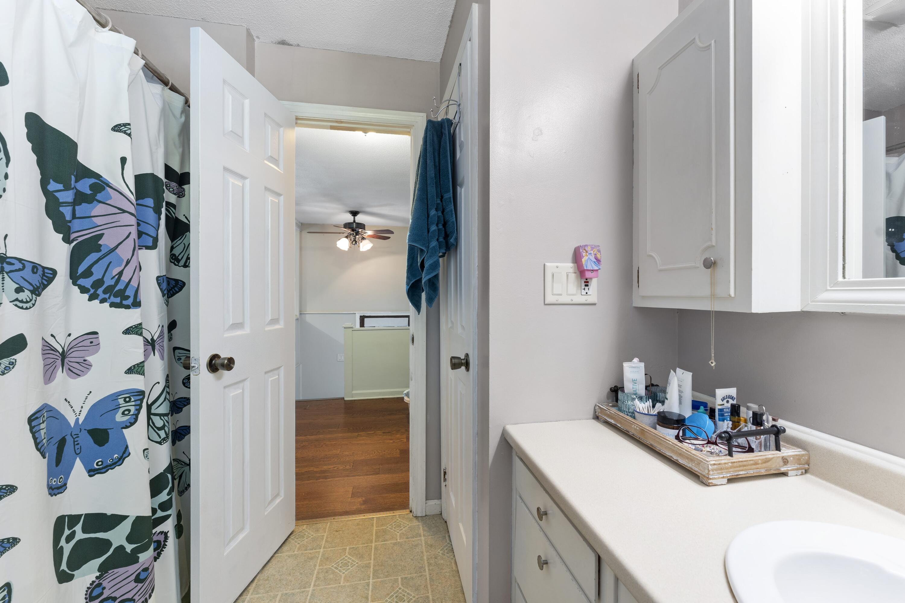 62 Country Club Road