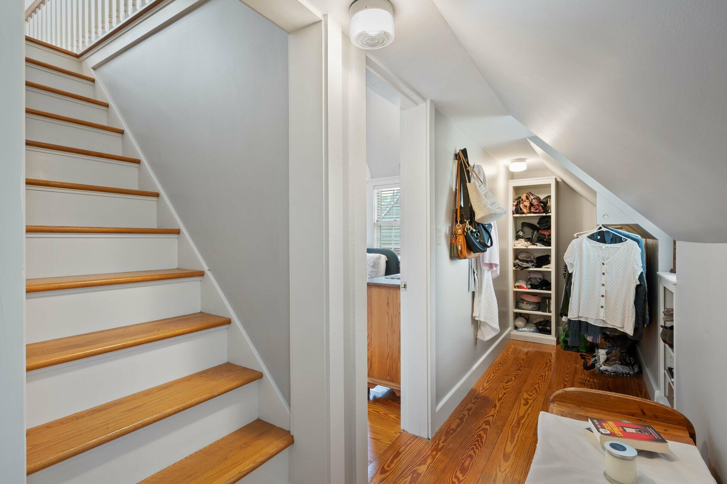 11 Troy Road