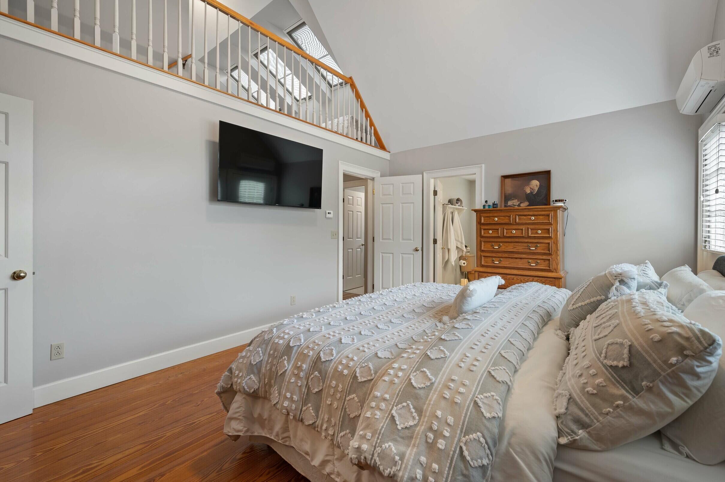 11 Troy Road