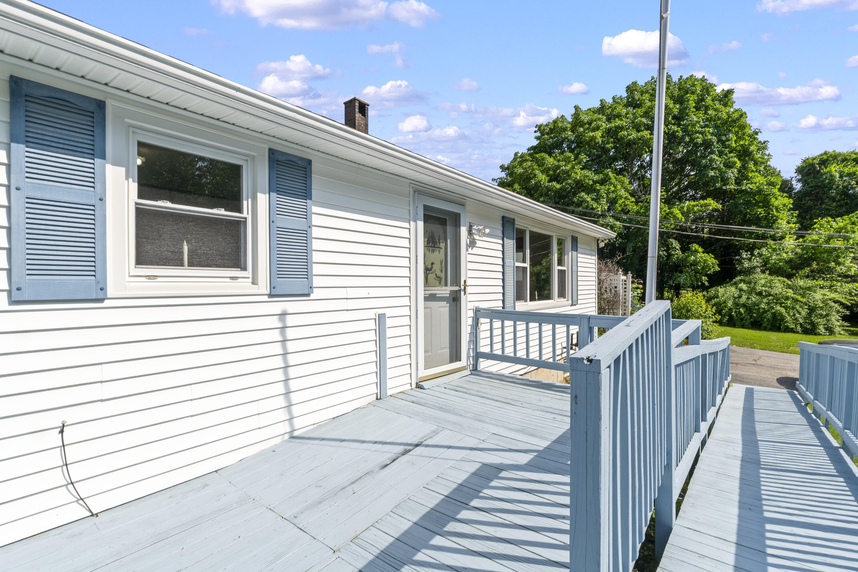 19 Windy Meadows Drive