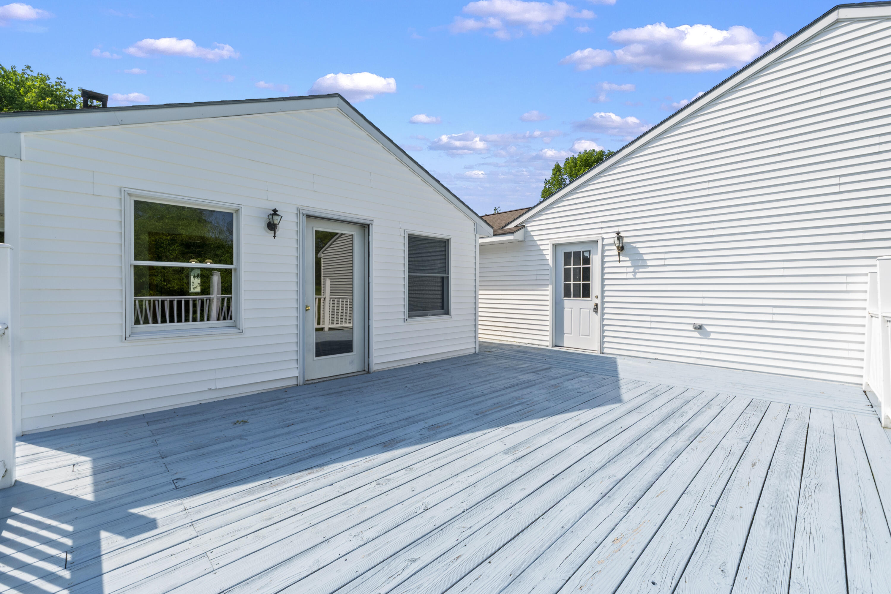 19 Windy Meadows Drive