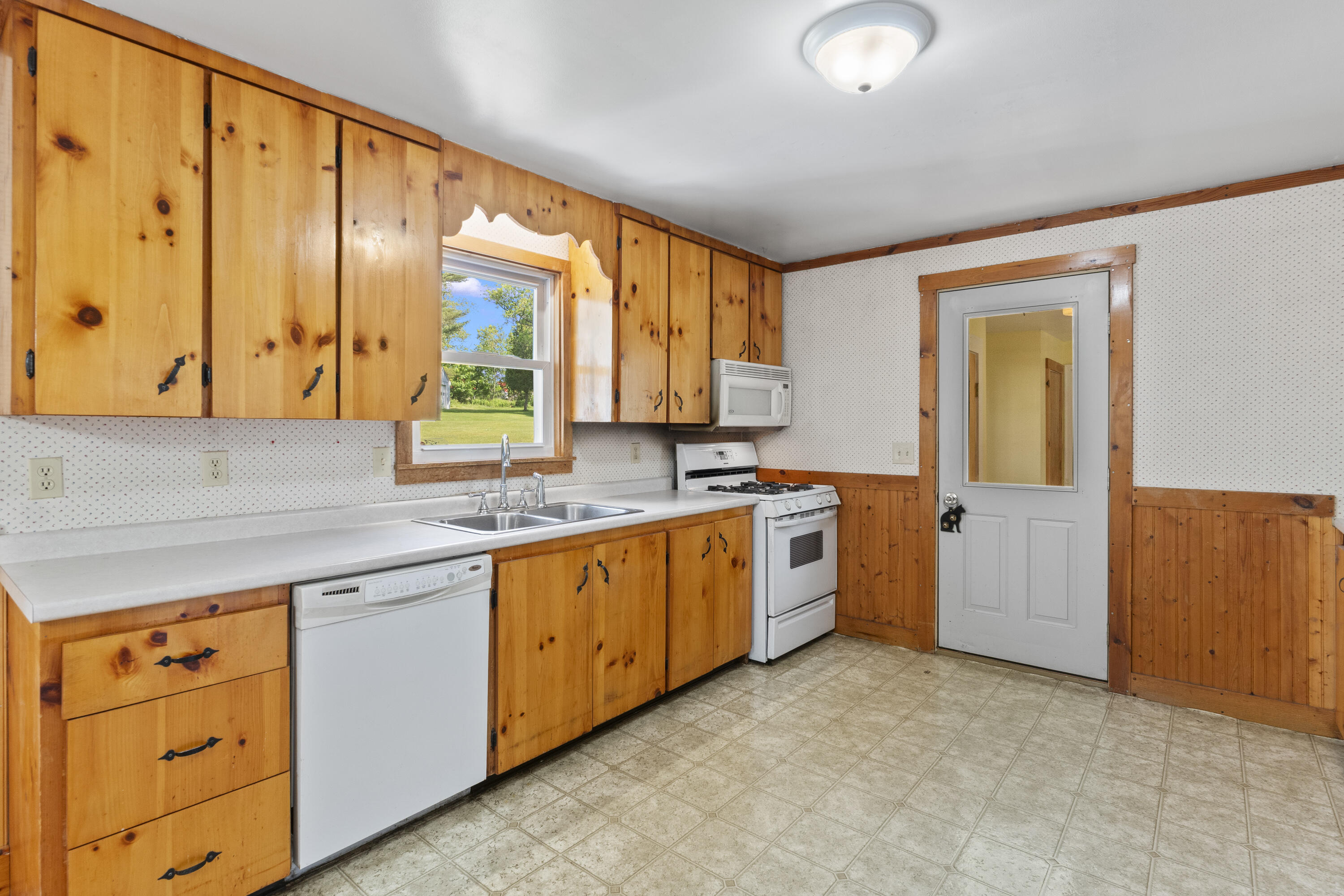 19 Windy Meadows Drive