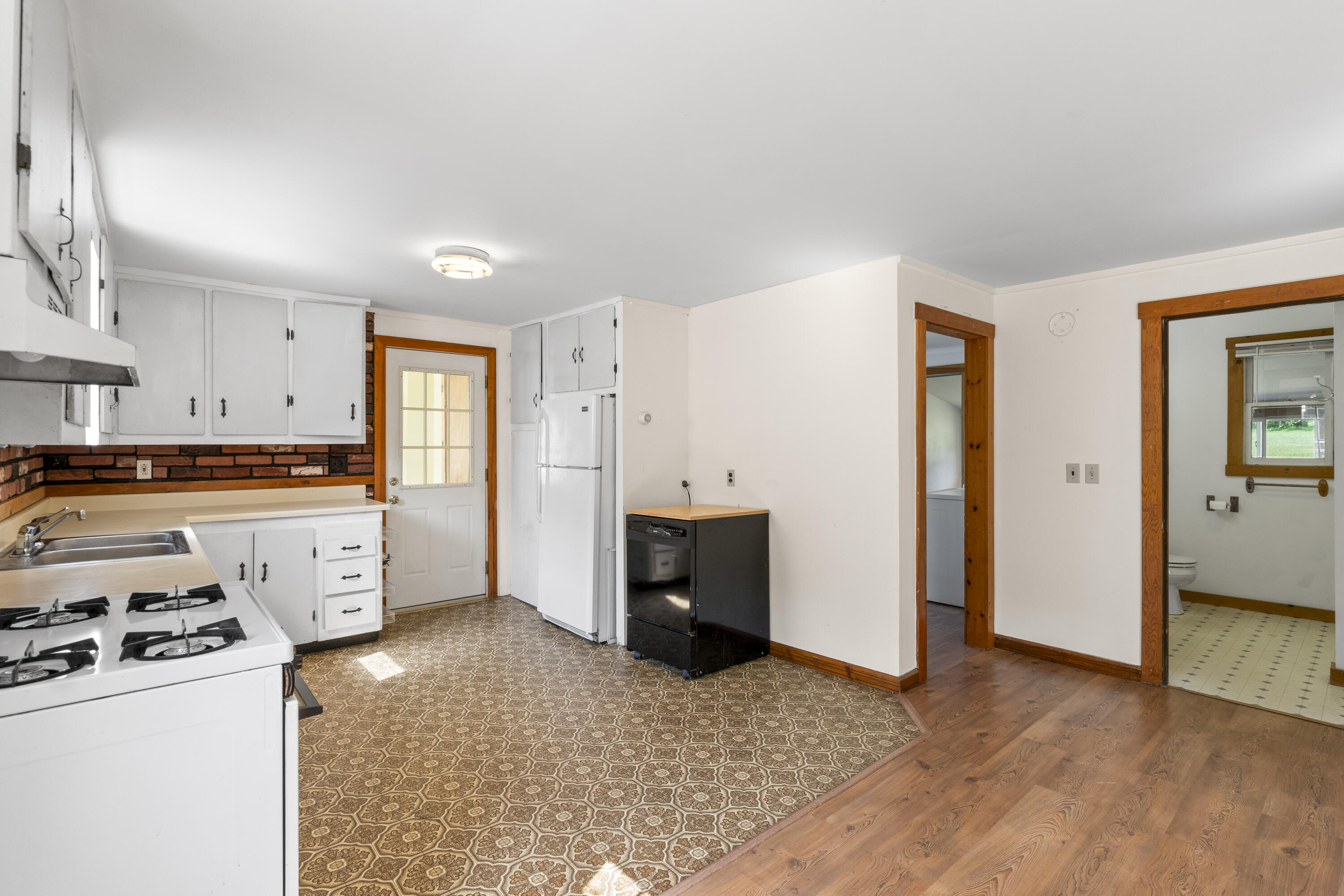 19 Windy Meadows Drive